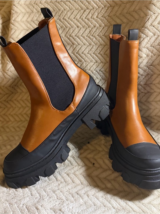 Portland Boot Company Shoes - NWOT Portland Boot Company Lug Sole Platform Boots in Tan and Black